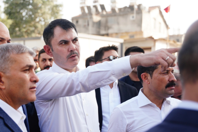 Zılgıtlarla karşılanan Bakan Kurum, Uzun Çarşı için talimat verdi!