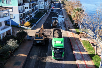 Kocaeli Gölcük Halıdere Sahil Caddesi'ne kapsamlı yenileme