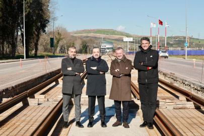 Başkan Büyükakın: “Raylı  sistemde kapasiteyi sürekli artırıyoruz”