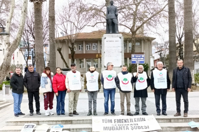 Emekliler Mudanya'daki eylemlerini sürdürüyor
