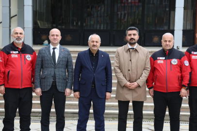 Başkan Büyükgöz Hatay'da deprem şehitlerini andı