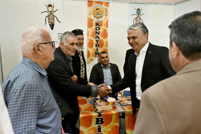 Antalya'da Başkan Uysal’dan arıcılara destek