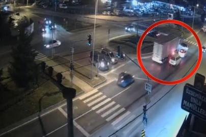 Düzce’de otomobil ile tır çarpışıt: 1 yaralı