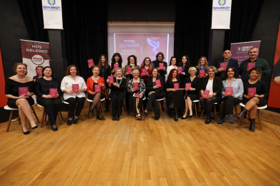 Bakırköy’de kadınların kaleminden “onsekizİNCİ” okurlarla buluştu