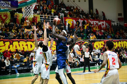 Çayırova şampiyonluk yolunda potada hata yapmadı